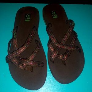 Teva Mush Sandals NWOT Wms Sz 7